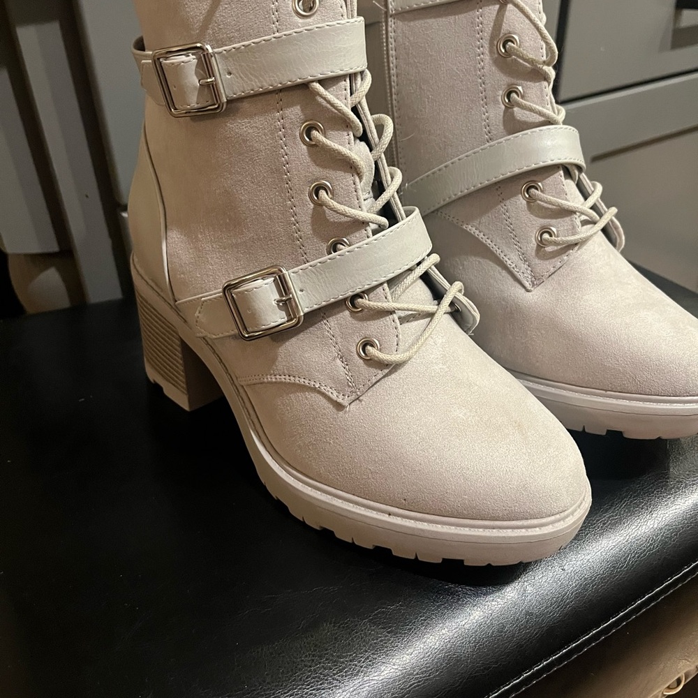 Shoe Dazzle Gray Lace-Up Boots with Buckles